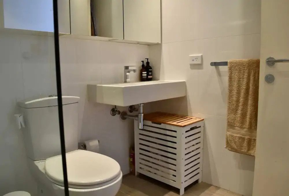 Bright and Open 2 Bedroom Bondi Flat
