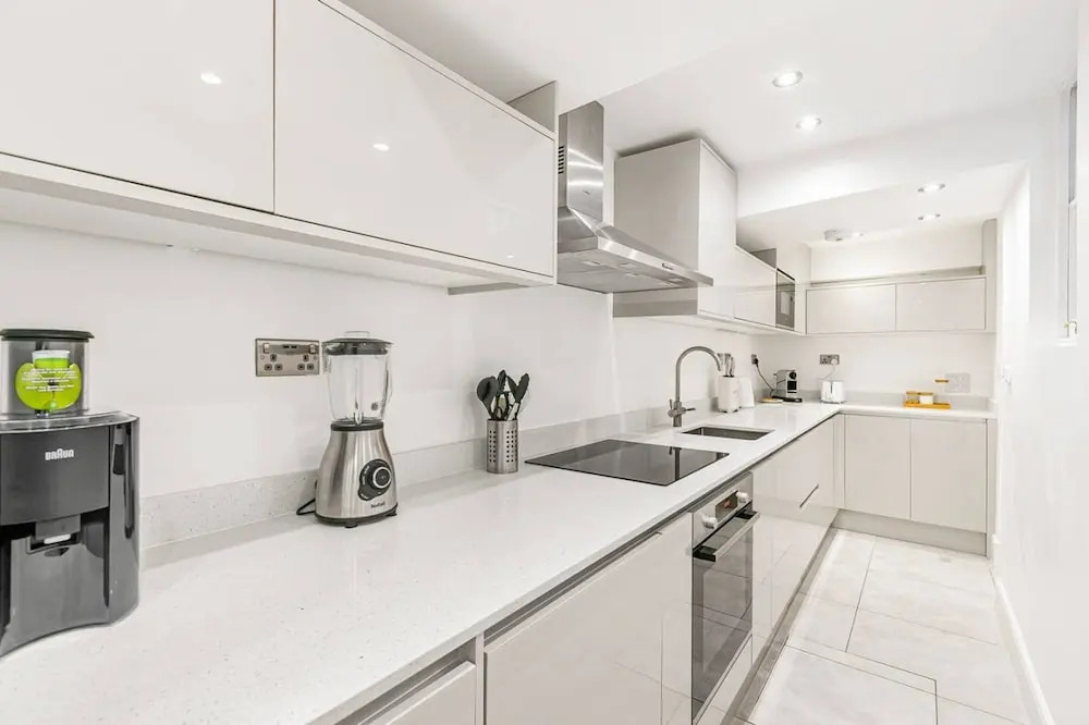 Knightsbridge 3-bed Next To Harrods With Patio