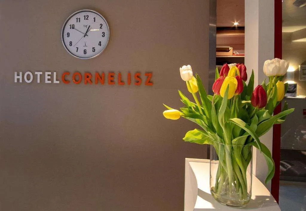 Отель Cornelisz