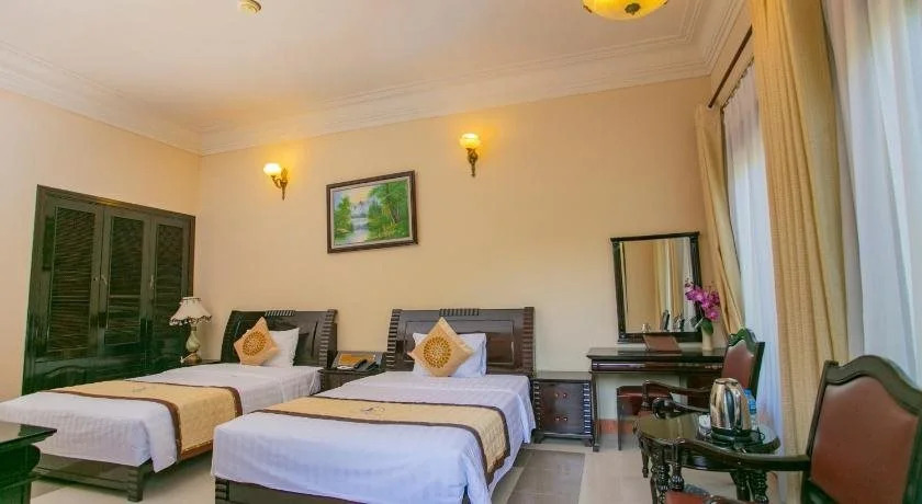 Bai Lu Resort