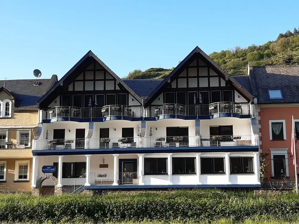 Haus Moselliebe B&B