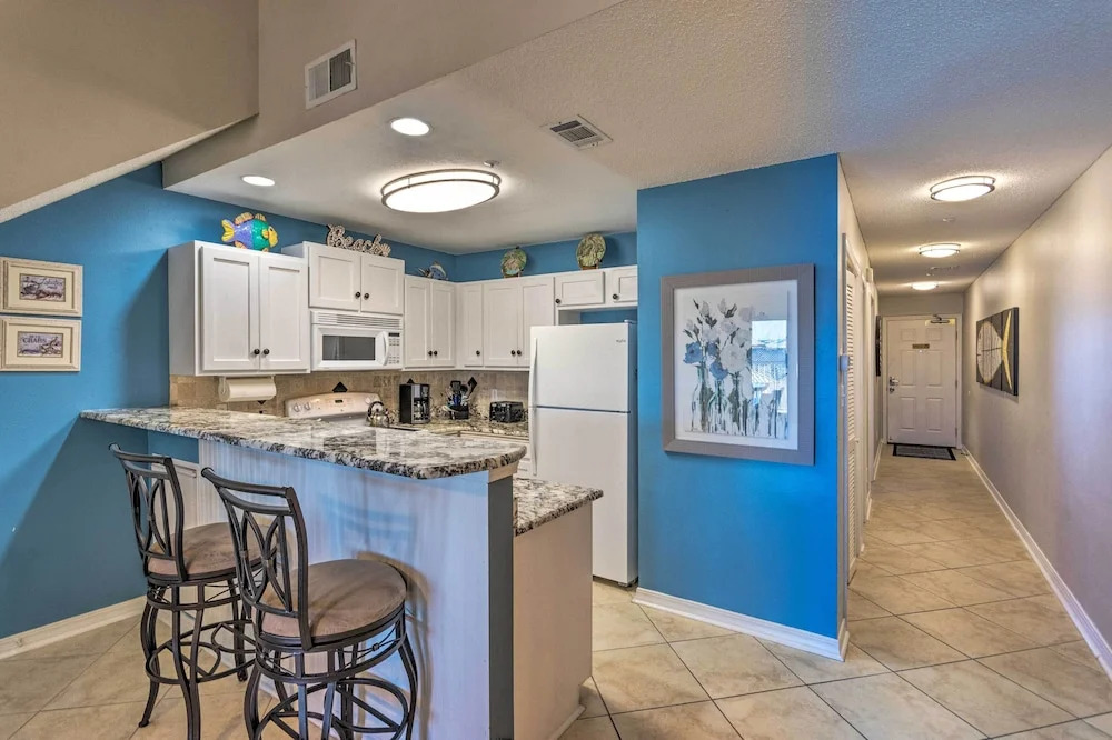 Steps to Sand! Miramar Unit w/ Pool, Tennis & More