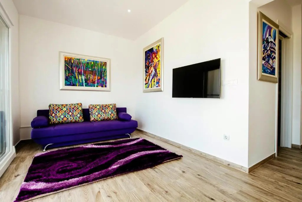 Boutique Villa Nirvana 2, Proboj 25