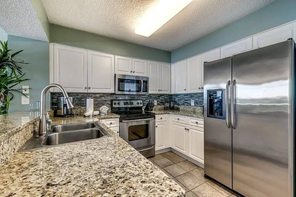 South Shore Villas - 602 by RedAwning