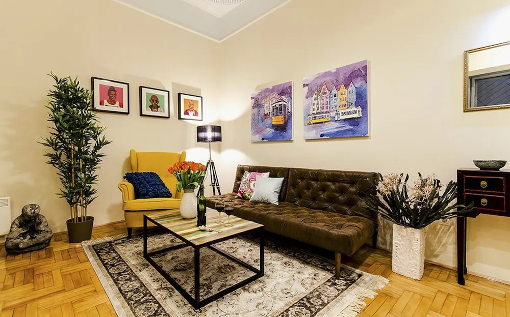 Lovage Apartment