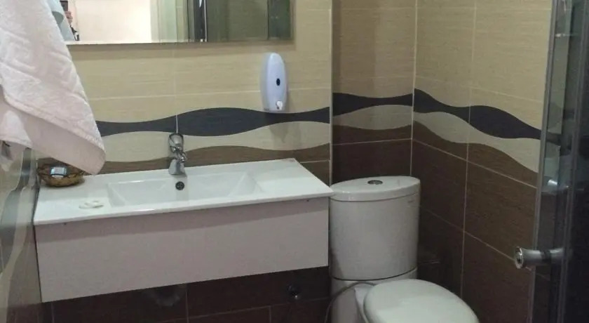 Отель Корнер