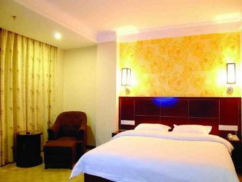 Guangzhou one plus one business hotel