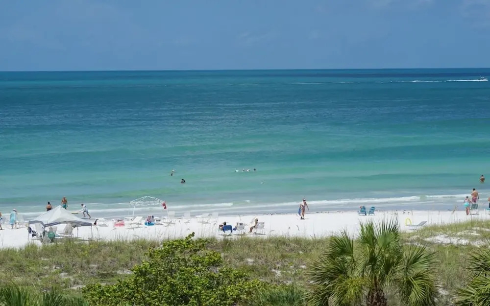 404-excelsior- Beautiful Unit Offering Amazing Gulf Views! 2 Bedroom Condo