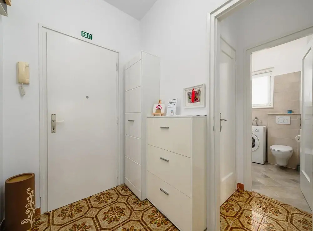 Pretty Apartment Near Golf Course