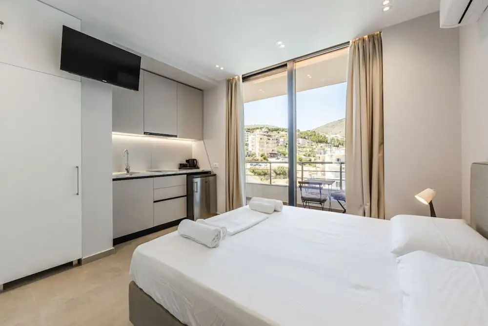 Luxury Studio With Free Parking