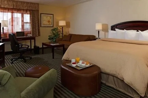 Ramada Winnipeg Airport Viscount Gort