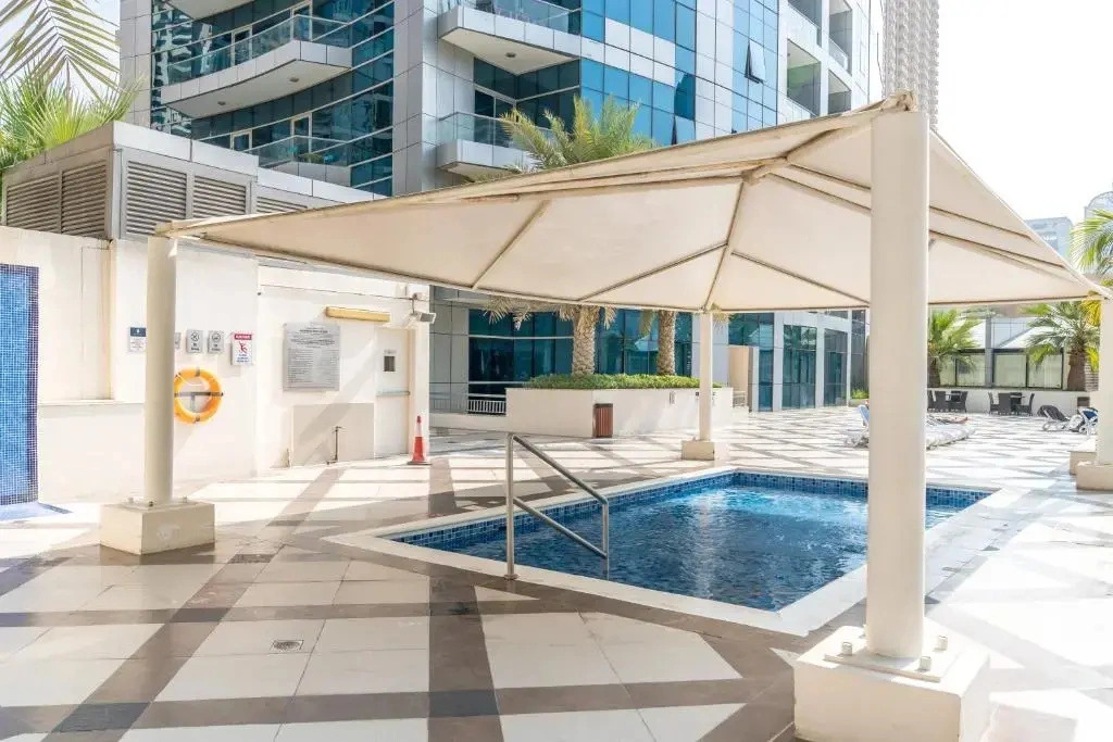 Апартаменты 1BR Dubai Marina View 7 Min from Beach