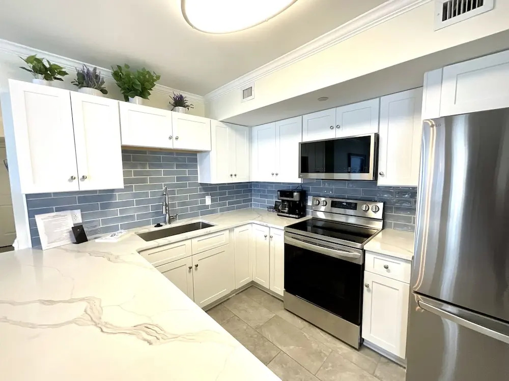 Top Floor Ocean View Condo - Brighton 2108 2 Bedroom Condo