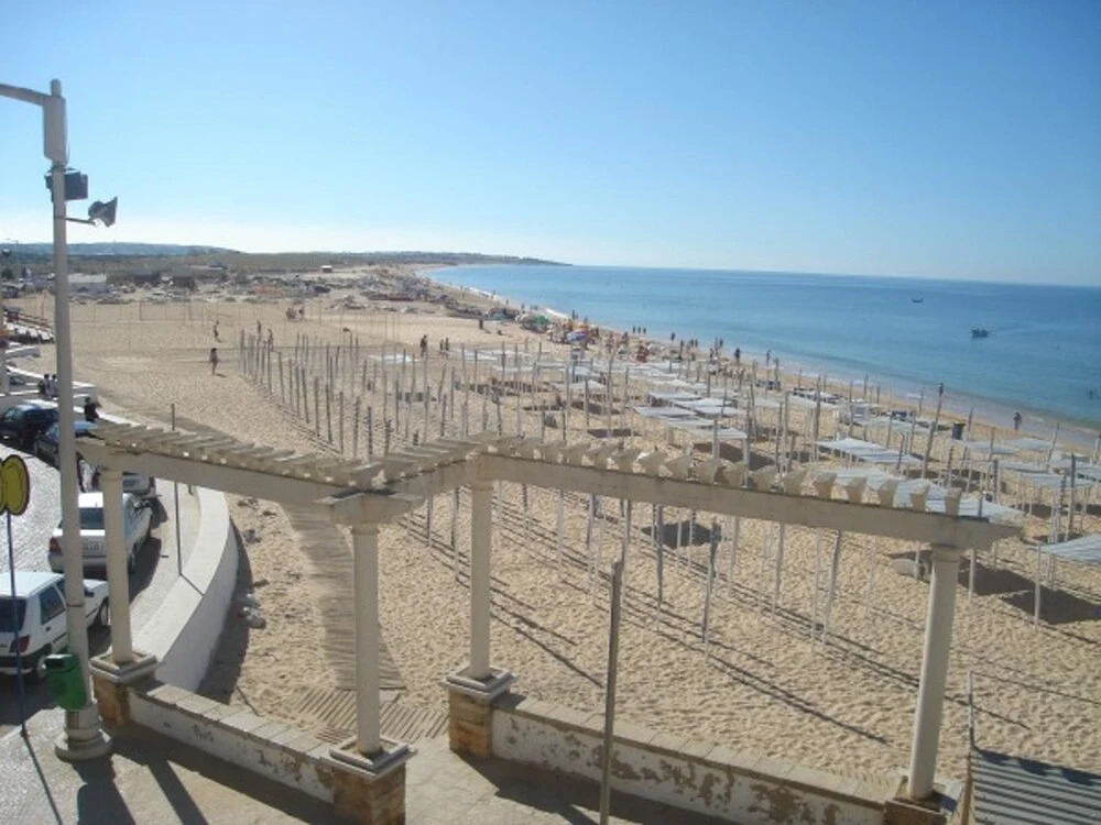 Apartment With 2 Bedrooms in Armação de Pêra, With Wonderful sea View,