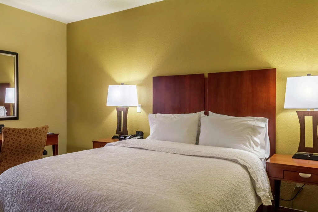 Best Western Plus Clinton/Jackson