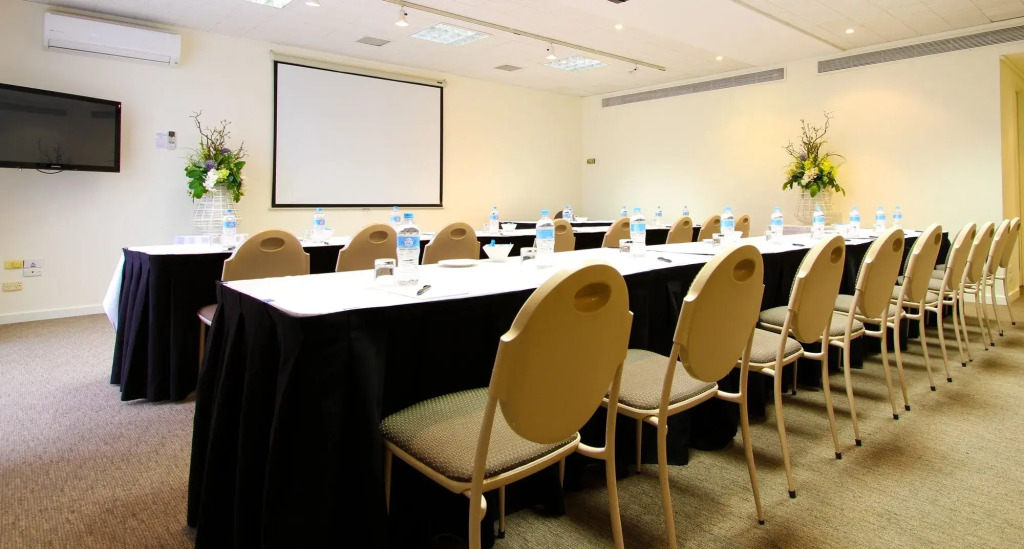 Bayside Geelong Hotel & Apartments, an Ascend Collection Hotel