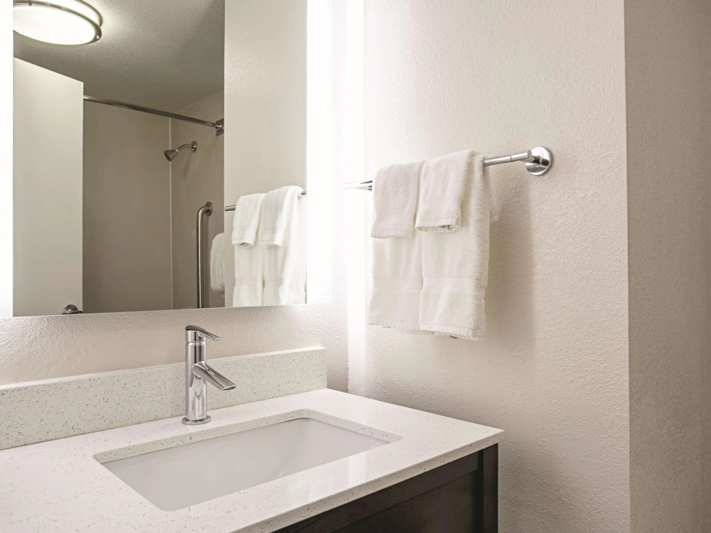 La Quinta Inn & Suites Baltimore N / White Marsh