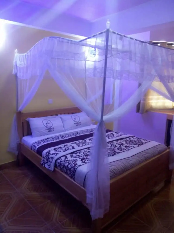 Tourgate Hotel
