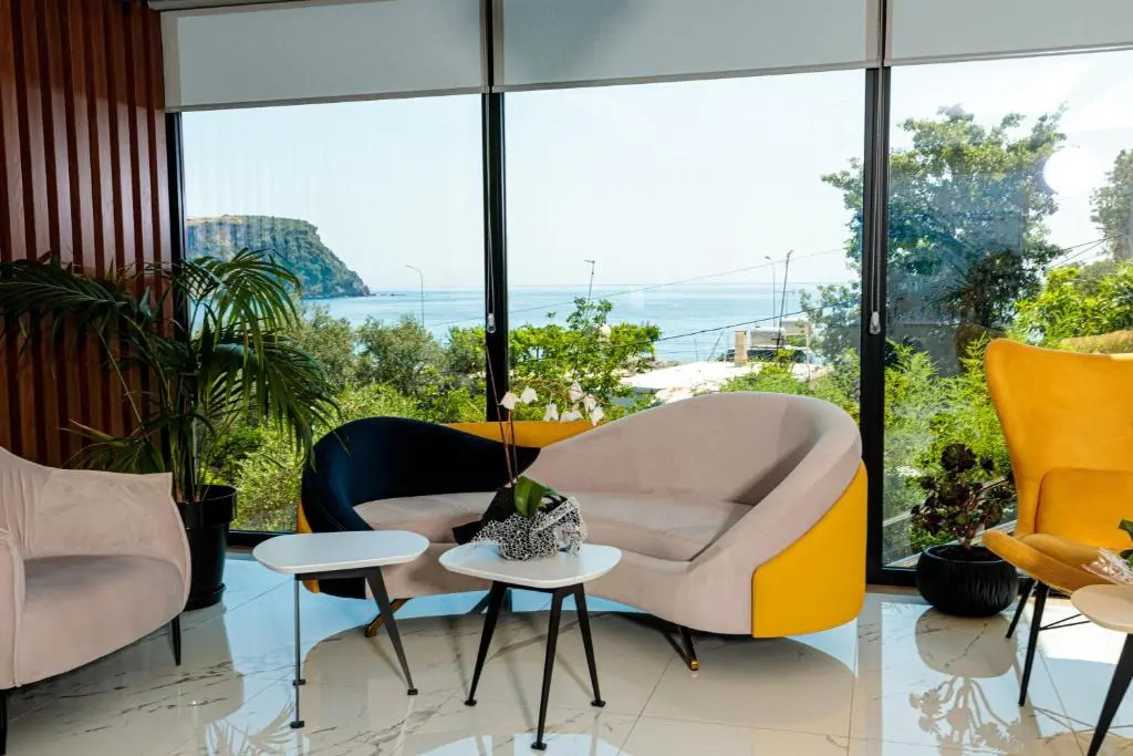 Sea View Hotel
