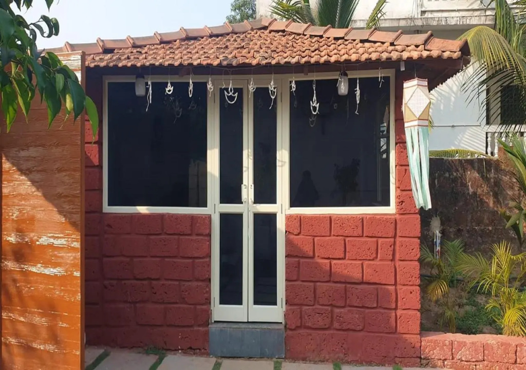 White Truffle Resort, Arambol