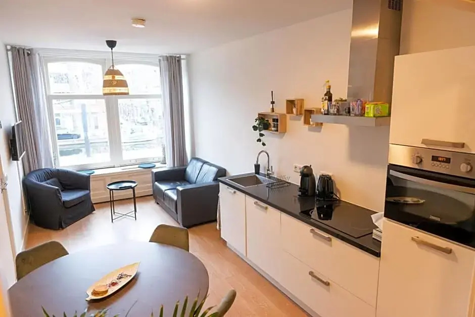 Canal View Apartment