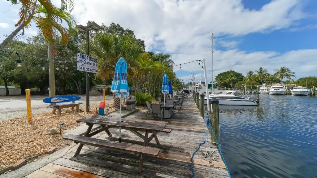 Ramad 612 - Pool, Bunk Beds, Huge TV, Tiki Bar