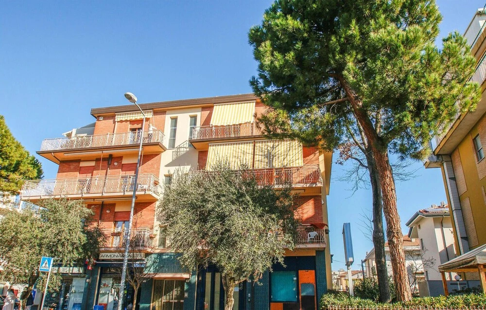 Amazing Apartment in Rimini With Wifi and 2 Bedrooms
