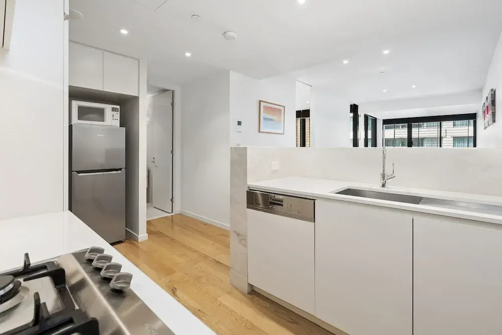 Edgewater 207