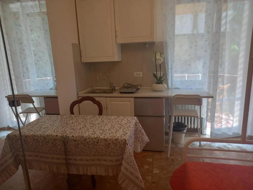MinihouseLarissa diVerona