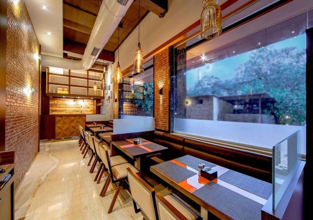 Hotel Laxvas- The Business Hotel