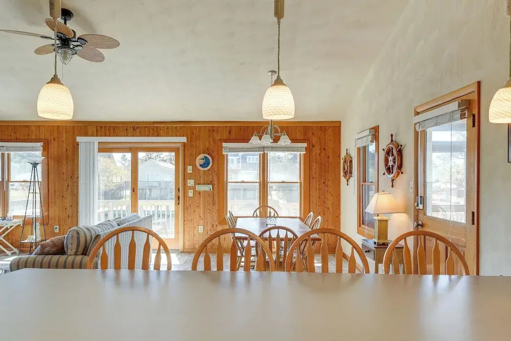 Private Boat Dock: Fun OBX Family Getaway w/ Deck