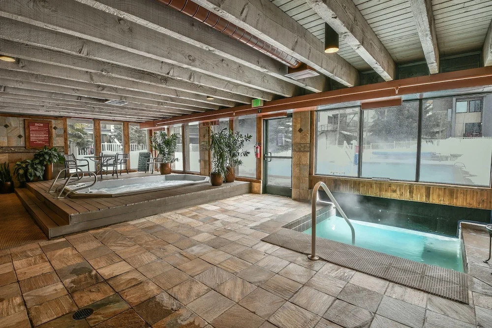 Edgewater 1436
