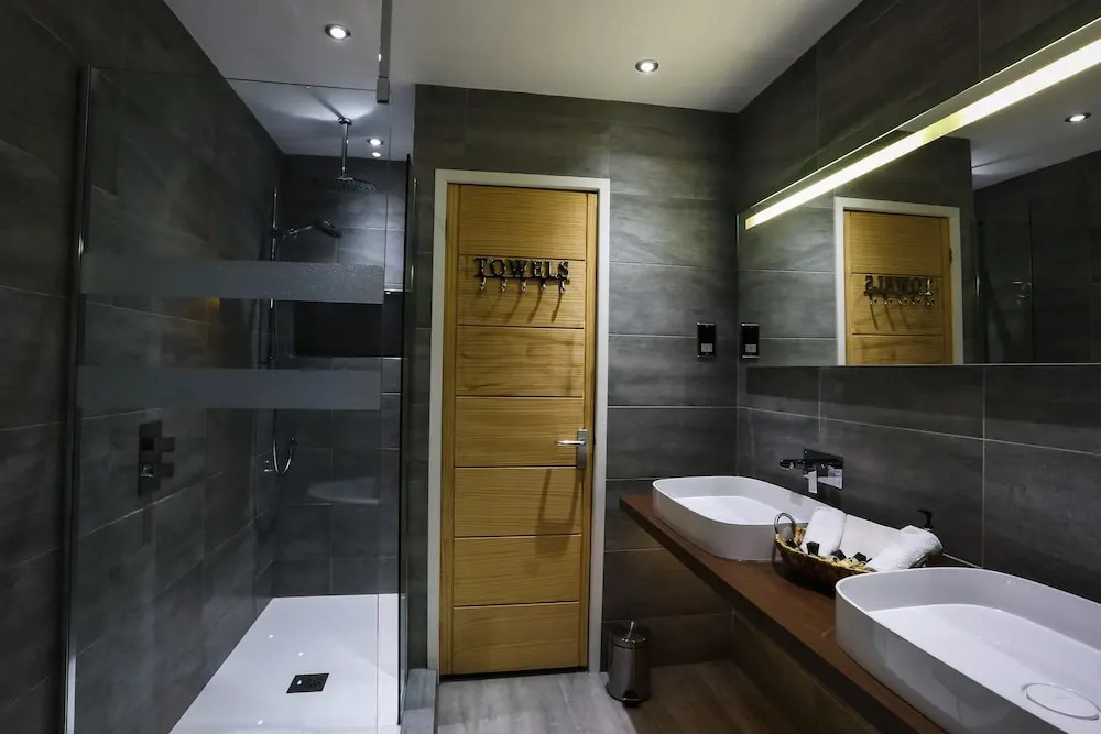 Harefield Hall Hotel