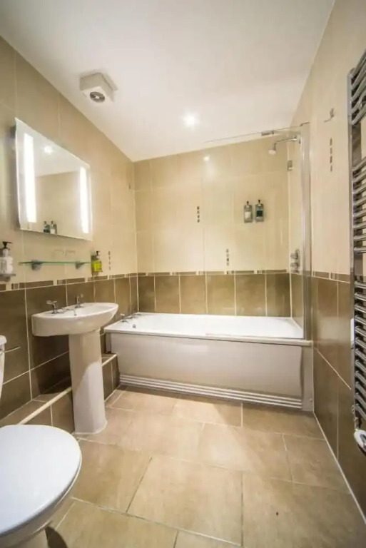 Hunday Manor Country House Hotel