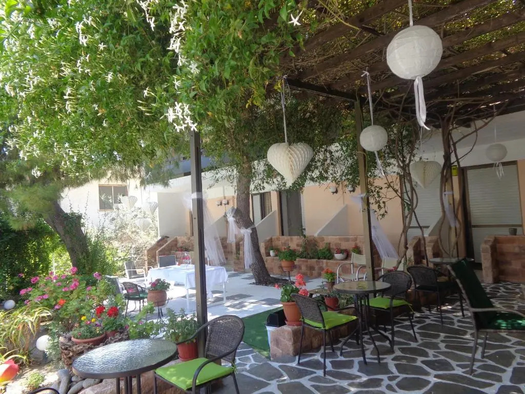Angela Hotel