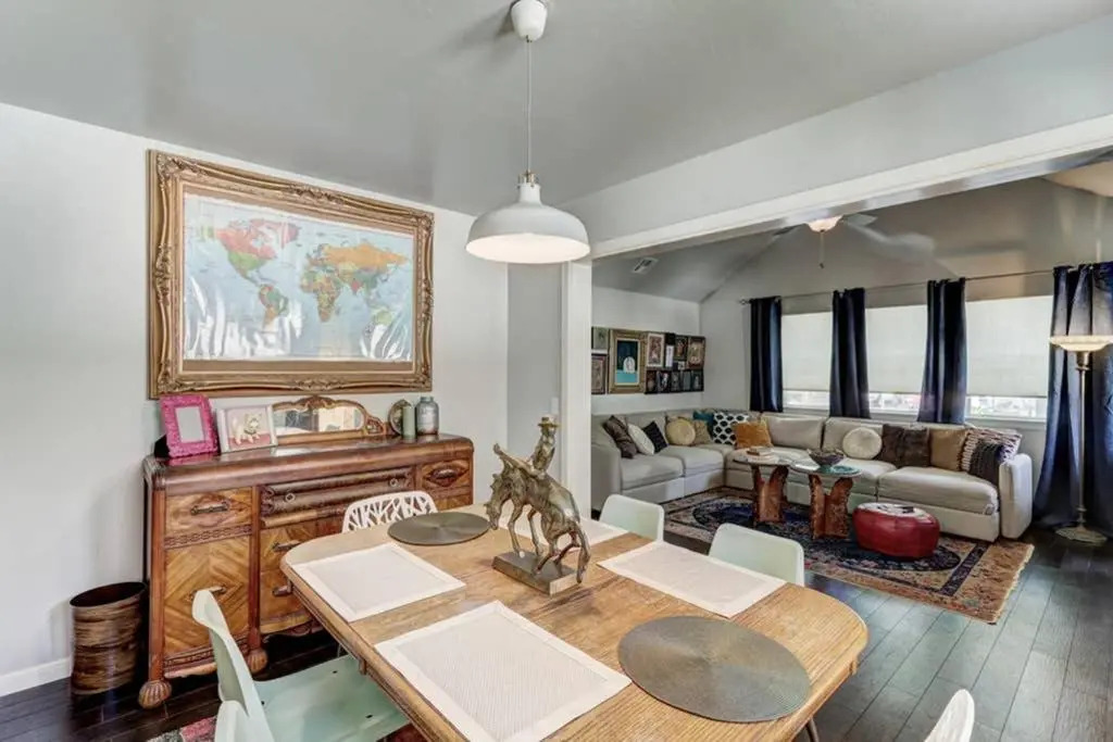 Vals Eclectic Classen Cottage
