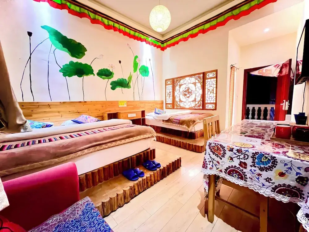 Shangri-La Xinjiapo Boutique Homestay (Dukezong Ancient City Branch)
