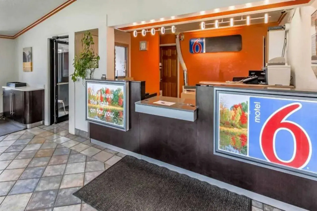 Motel 6 Kalamazoo