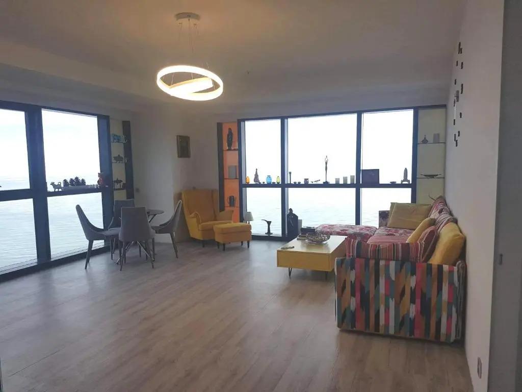 Porto Batumi Tower 3709