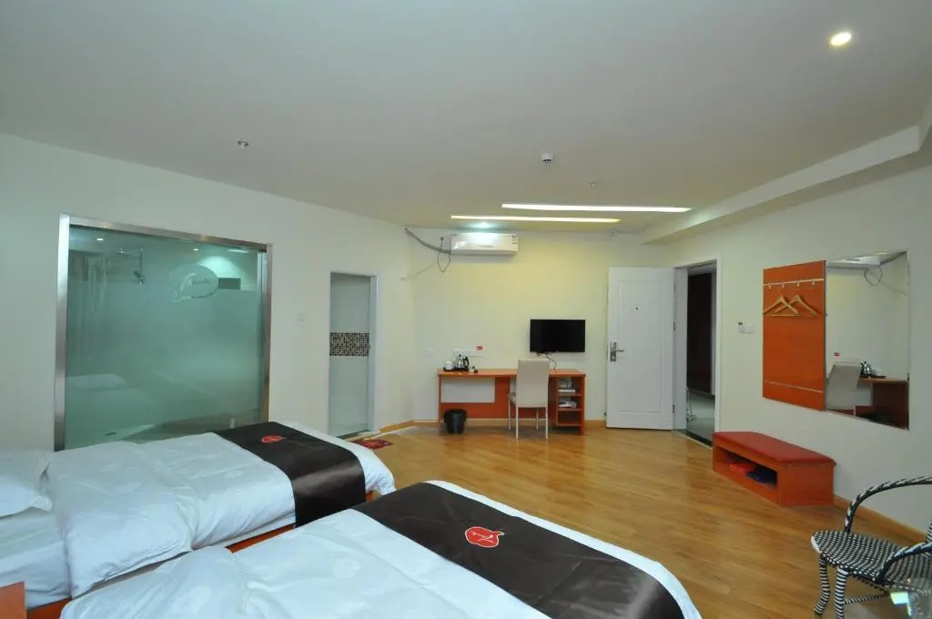 Thank Inn Chain Hotel West Eleven Road Mall