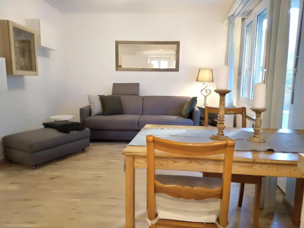 Leuca 25