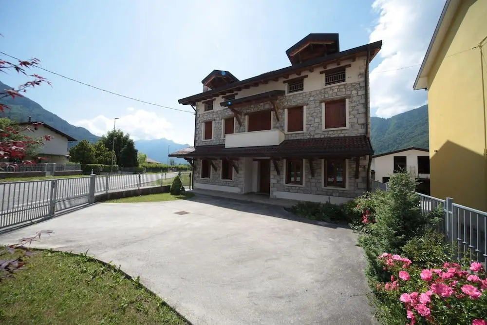 Albergo diffuso Valcellina e Val Vajont in Cimolais