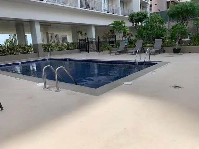 Your Little Piece of Paradise Pool, BBQ & Wifi at Inn on the Park 613
