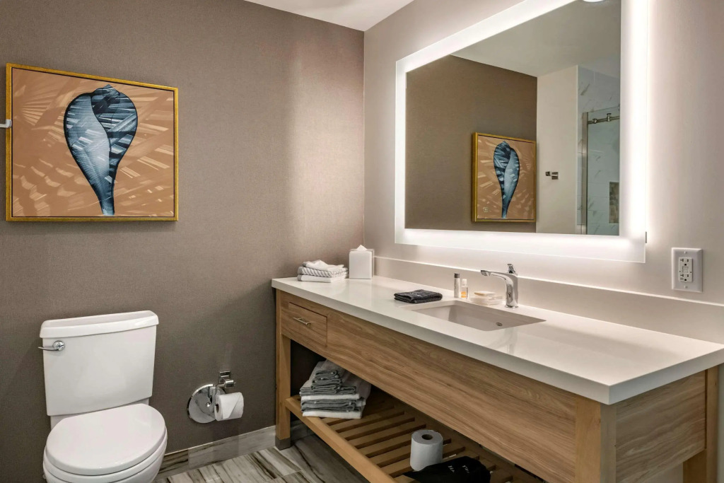Cambria Hotel Fort Lauderdale Beach