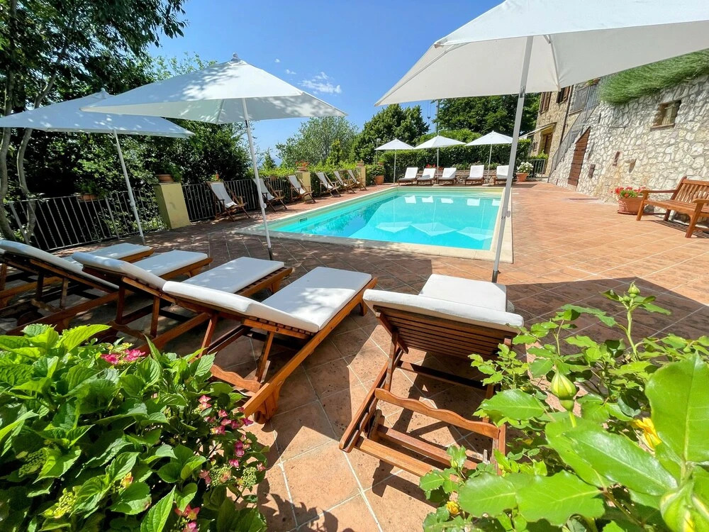 Torretta Sleeps 5 With Pool and Exclusiv