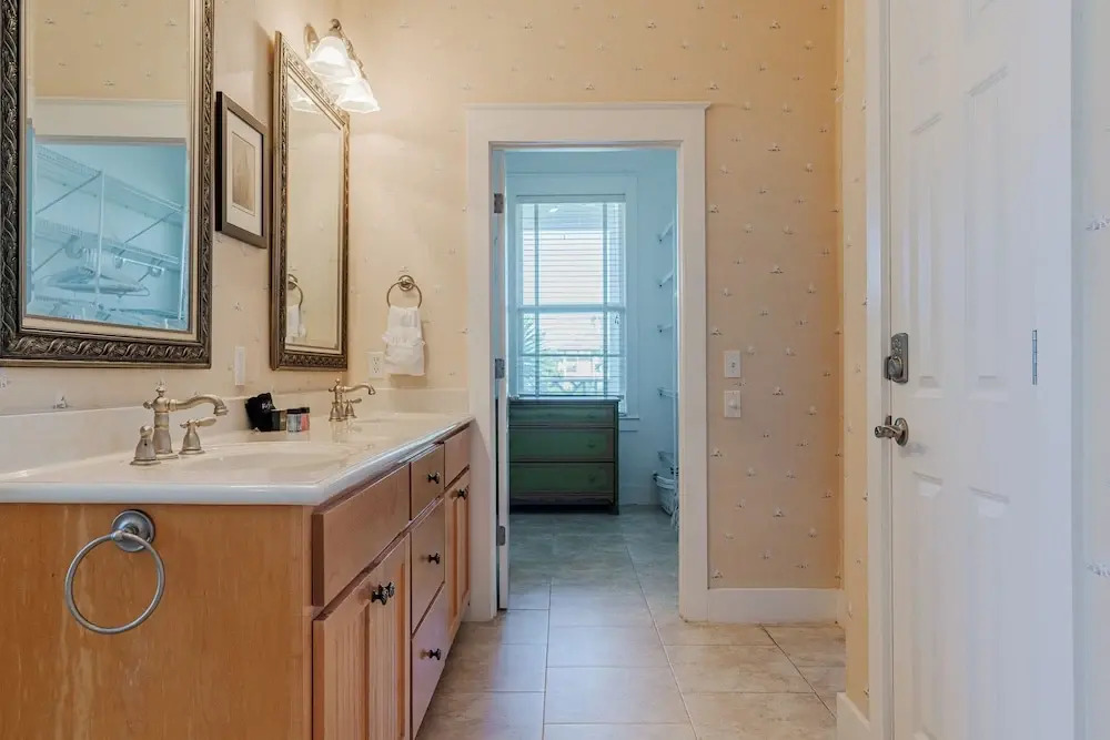 Pet Friendly Seacrest Home for 10 - Resort Pool + Beach Shuttle