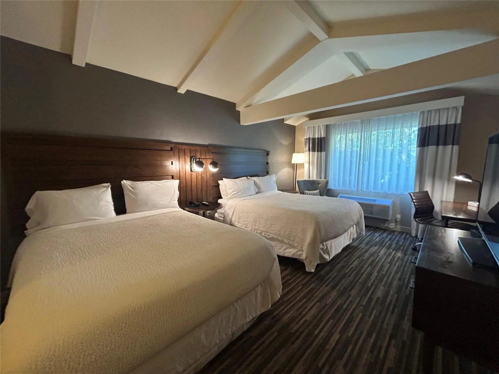 Best Western Premier Plainview-Long Island Hotel