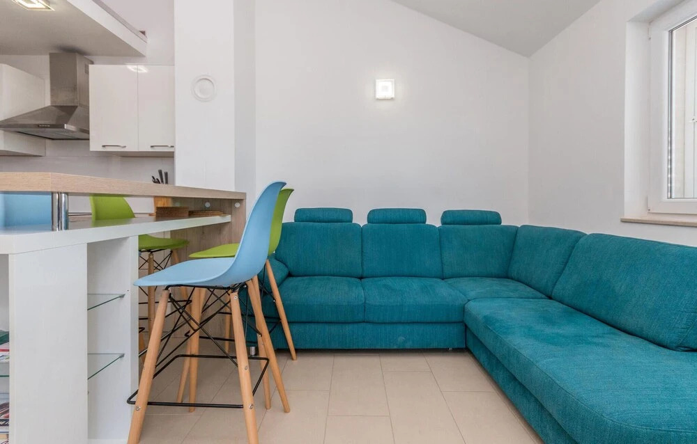 Nice Apartment in Biograd na Moru With Wifi and 2 Bedrooms
