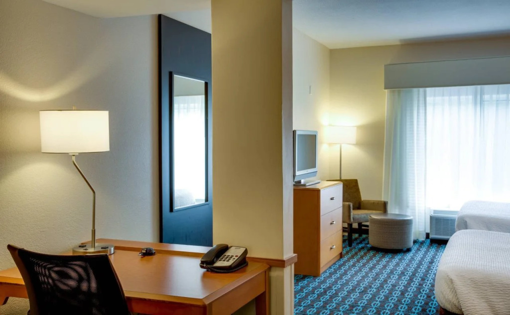 Fairfield Inn & Suites Lake City