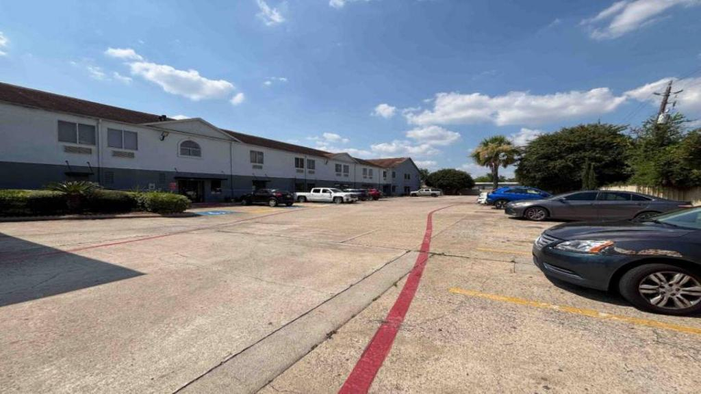 Studio 6 Suites Pasadena, TX